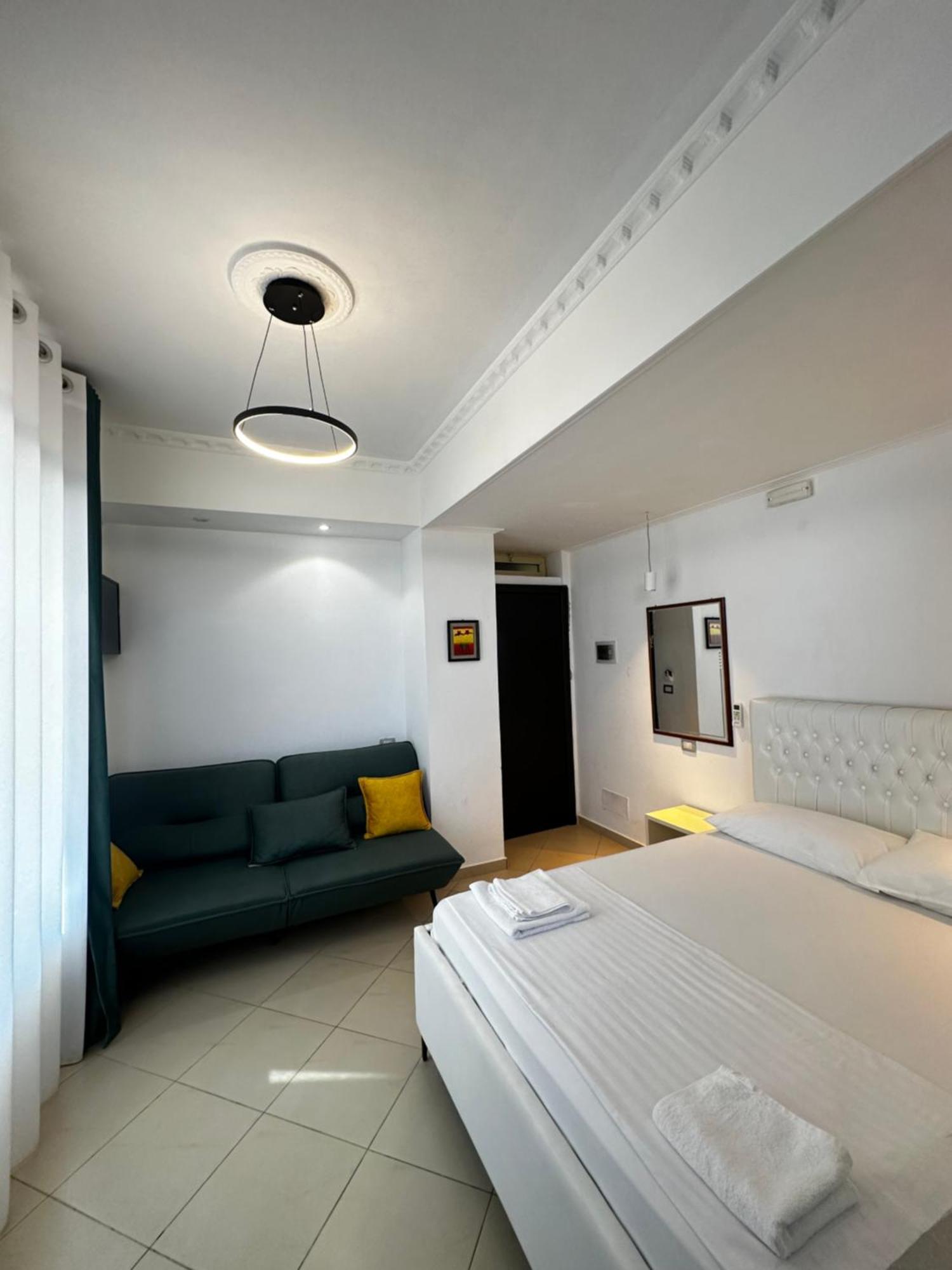 Hotel Kristal Borş Dış mekan fotoğraf